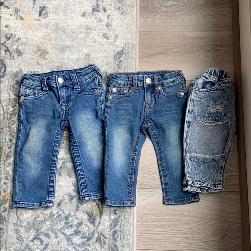 True religion baby jeans! Plus distressed jean